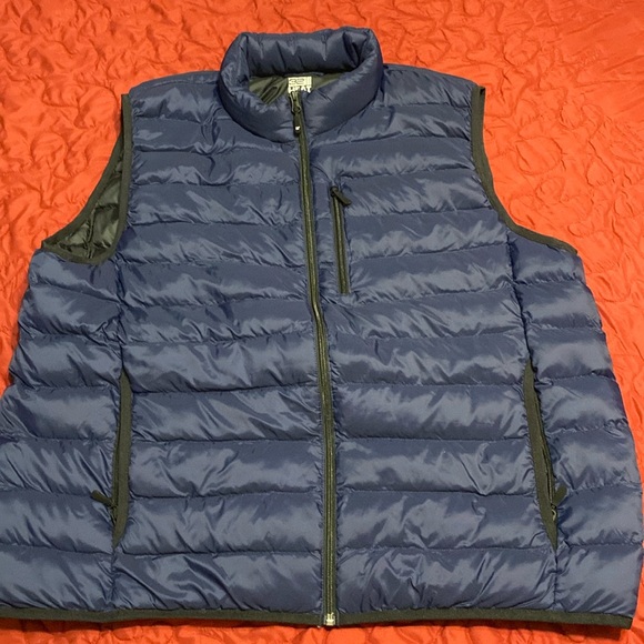 32 Degrees vest - Picture 1 of 8